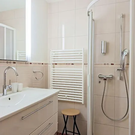 Appartement Beatrice Garden By Interhome Leissigen